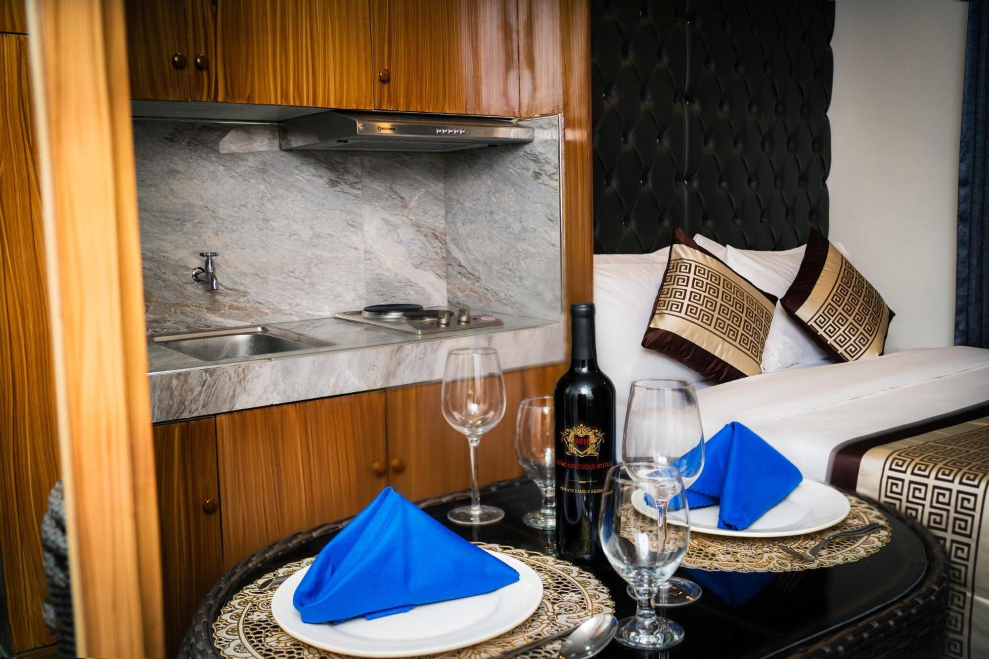 Shine Boutique Hotel Tagum Zewnętrze zdjęcie